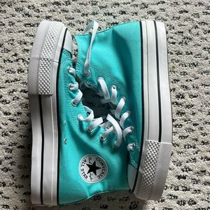 NWOT Platform Converse High-Top Sneakers - Turquoise and White